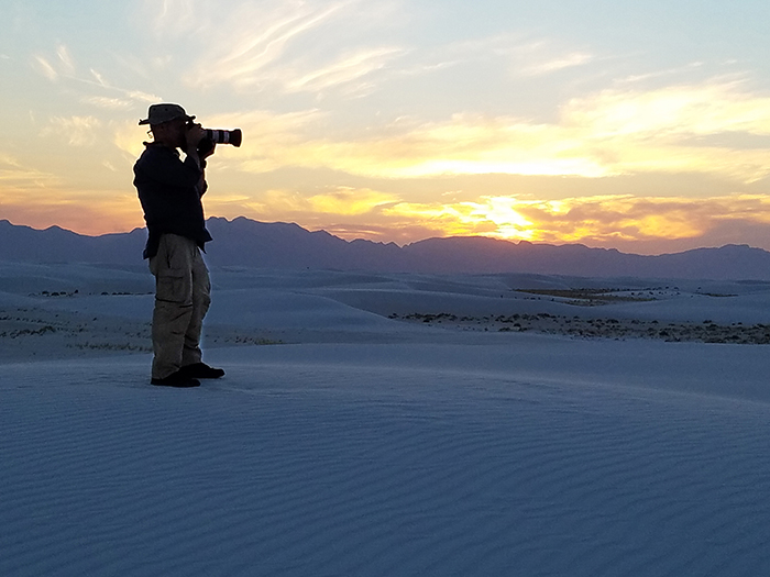 shadow-and-light-magazine-tim-anderson-white-sands-on-the-job