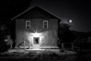 Costilla Night life with full moon 01